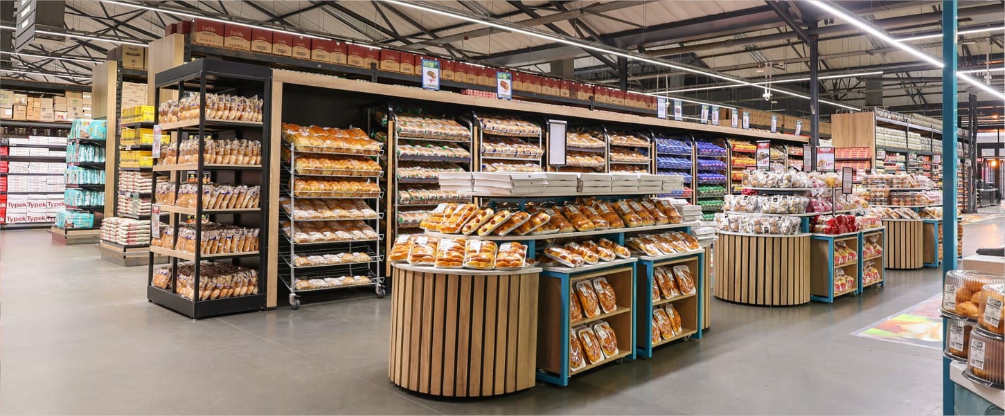 bakery shop display design-pastry display counter-bakery interior shopfitting-bakery shop display design-bakery counter design-store fixtures and fittings-branded store interior
